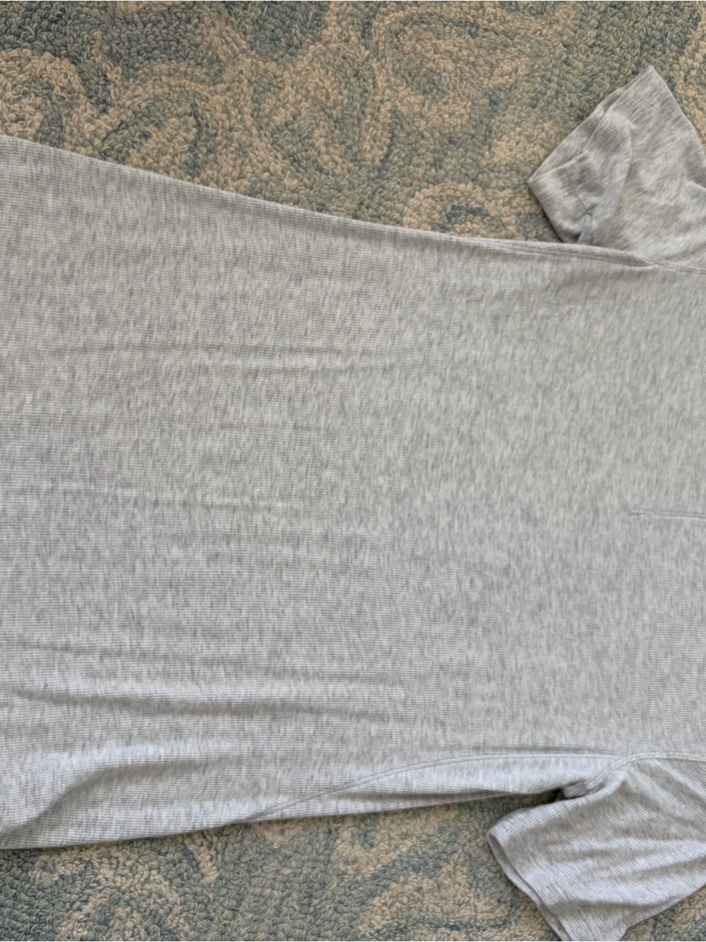lululemon athletica Women's Short Sleeve Crew Tee - Light Gray - Picture 2 of 2